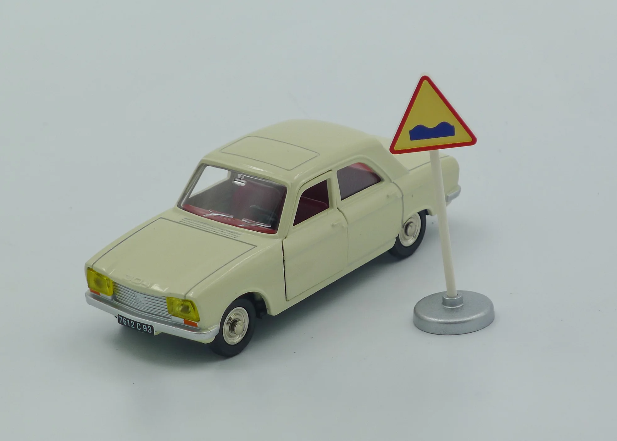 Atlas Dinky Toys 1428 PEUGEOT 304 Berline+ 508 DAF 850 Berline 1:43 литой автомобиль