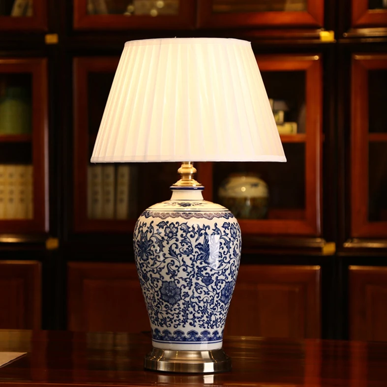 

Dimmable Blue and White Porcelain Desk Lamps China Flower Cemaric Reading lamp Home Bedroom Living Room Bed Side Table Light