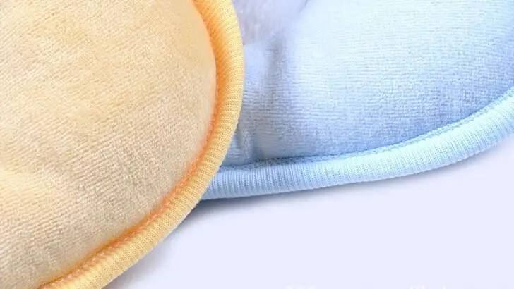 2015 New Hot Baby's PillowLovely Soft Infant Baby Pillow Bunny Head Shape Seven-hollow Fibre Blue Pink Orange Free Shipping | Мать и