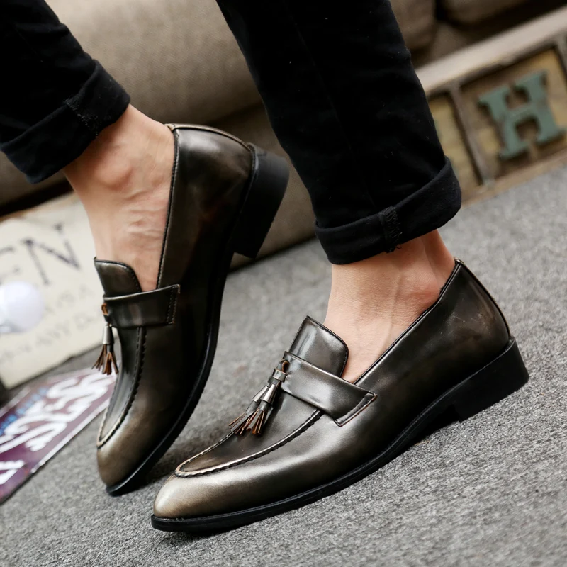 WOLF WHO Classic Men Shoes Breathable Comfortable Men Loafers Luxury Brand Men Dress Shoes For Wedding Dating Men's Flats X-199