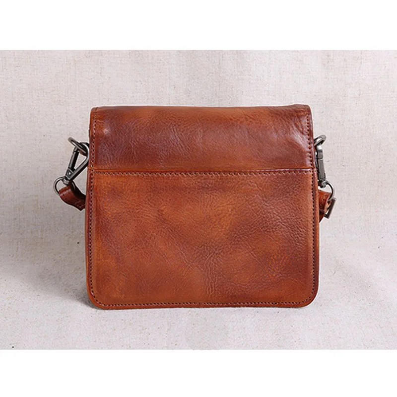 Сумка мессенджер из 100% натуральной коровьей кожи маленькая квадратная сумка