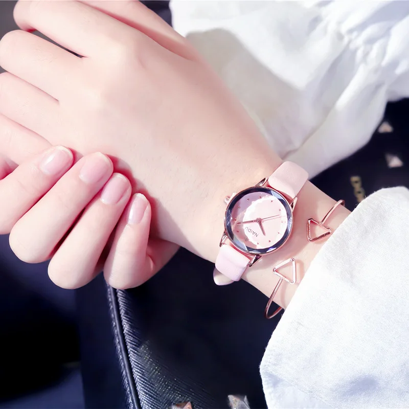 Режущий самолет дизайнерские женские наручные часы Вишневый порошок кожаные