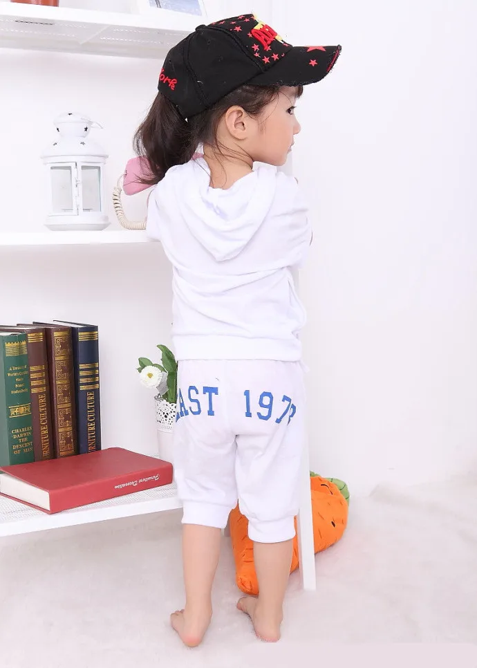 Бесплатная доставка Новинка лета 2017 комплекты детской одежды штаны + Топ для