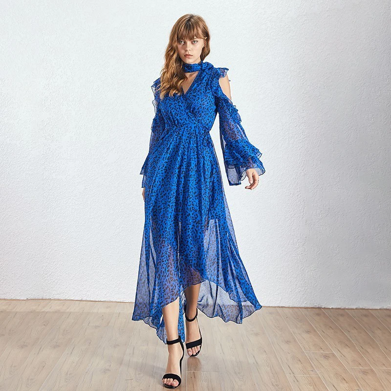 Платье макси TWOTWINSTYLE леопардовое асимметричное платье с открытыми плечами