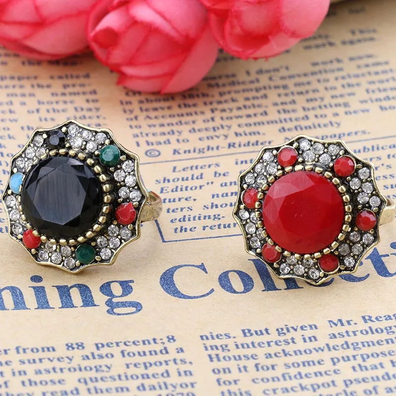 

WLP 2018 Natural big green red black resin stone finger Ring Antique acrylic geometric round Women Cocktail Party gifts Rings