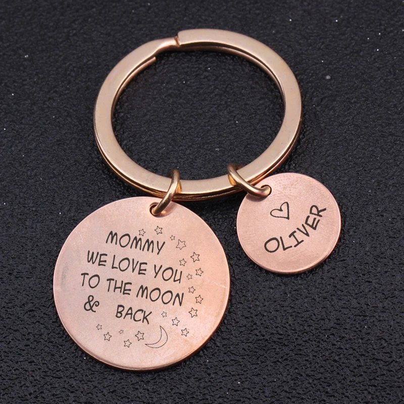 Круглый комбинированный брелок для ключей с гравировкой мамы мы любим вас в Луну