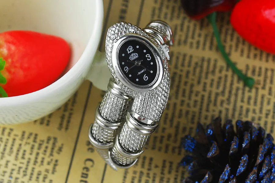 Silver A Женские часы CUSSI, кварцевые наручные часы, роскошный золотой женский браслет, часы под платье, браслет в форме змеи, relogio feminino - Цвет: Silver A