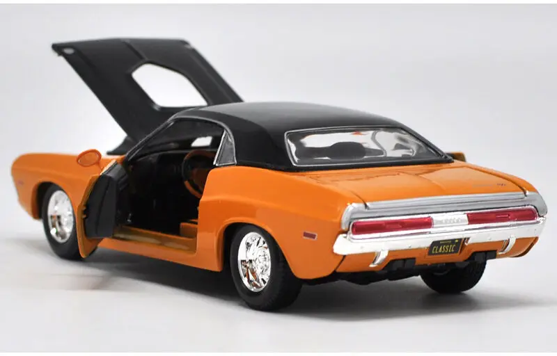 Модель гоночного автомобиля Maisto 1:24 1970 DODGE CHALLENGER R/T новая в коробке|Наземный