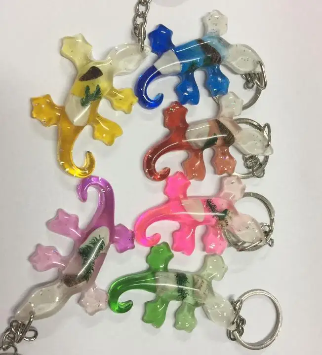 

6 pcs wall lizard design grass seashell colorful cool keychain