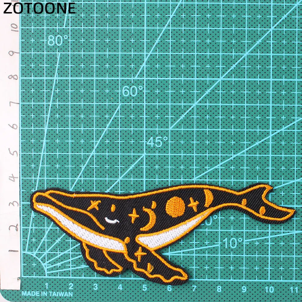 2039 ZOTOONE нашивка для одежды с изображением собаки, железная вышитая аппликация для шитья, женские нашивки, нашивка с эмблема на ткани, аксессуары для одежды DIY G - Цвет: 2039