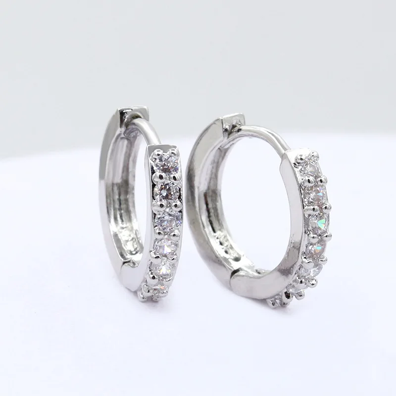 Женские винтажные круглые серьги с фианитом кольца покрытием из белого камня и