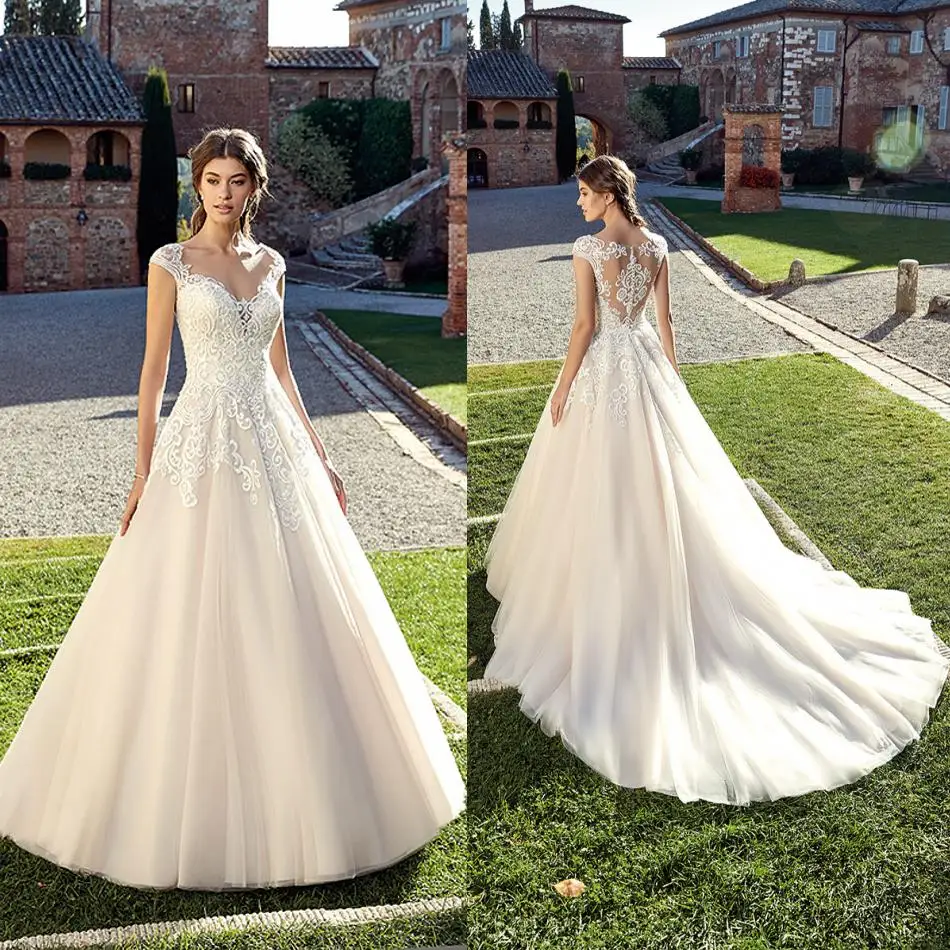 

2019 Fashion Wedding Dresses O-Neck Capped Short Sleeve Lace Appliques Garden Bridal Gowns Sweep Train A Line Wedding Dress