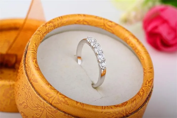 Wedding Bands for Women Engagement Rings Single Row Inlay Clear Cubic Zircon Small Size#4.25-6.75 Female Girls Jewelry Bijoux