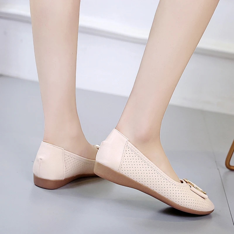 

New Bow Knot Casual Shoes Loafers Pointed Toe Shallow Metal Buckle Women Shoes Woman Slip on Soft Bottom Plus Size Ladies Shoes