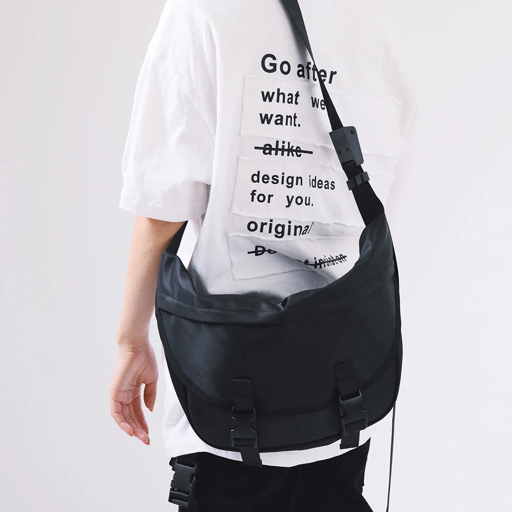 

Casual Men Crossbody Messenger Bags Nylon Waterproof Sling Functional Shoulder Travel Bag Durable Mountain Bike Messenger Bag