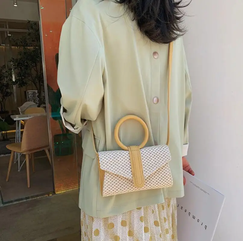 Новый плетеный из полиуретана маленькая квадратная сумка женская иностранная