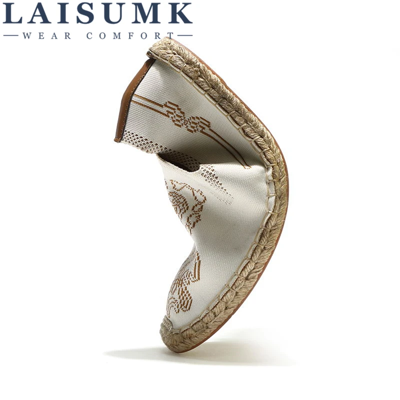 

2020 LAISUMK Comfortable Slip On Casual Shoes Men Canvas Shoes Breathable Mens Espadrilles Flat Loafers Free Shipping
