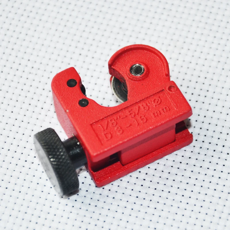 Новый металлический материал легко носить с собой маленький простой мини-резак