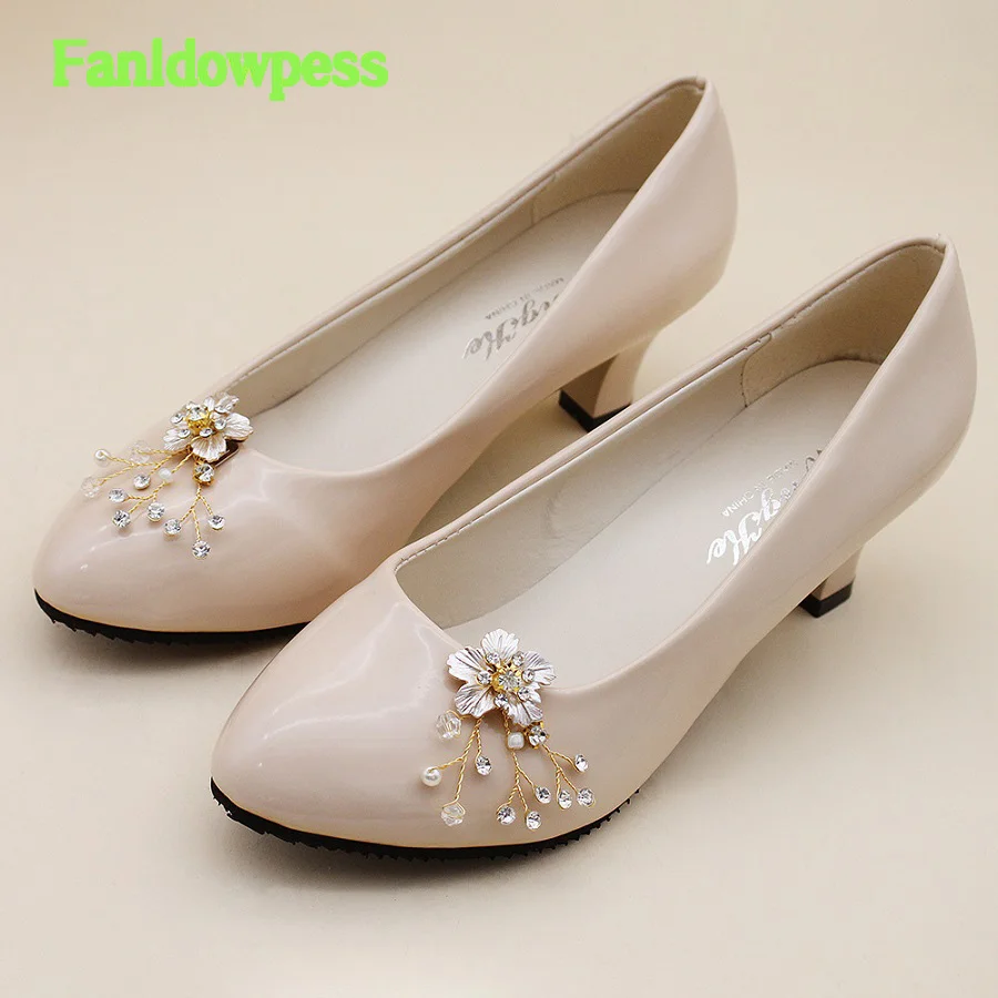 

New Fashion Shoe Decorations 1 Pair Women's Rhinestone Shoes Accessories Beautiful Wedding Party Charms Shoes Jewelry RCG79