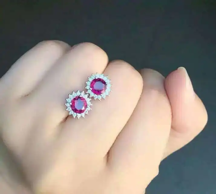 Серьги с натуральным фиолетовым гранатом серьги из серебра 925 пробы драгоценным