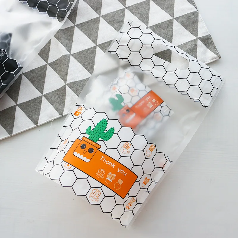 

Cactus Pattern Candy Gift Box Cartoon Cookie Portable Paper GIft Bags Baking Candy Plastic Packaging Ziplock Bag Favor Boxes