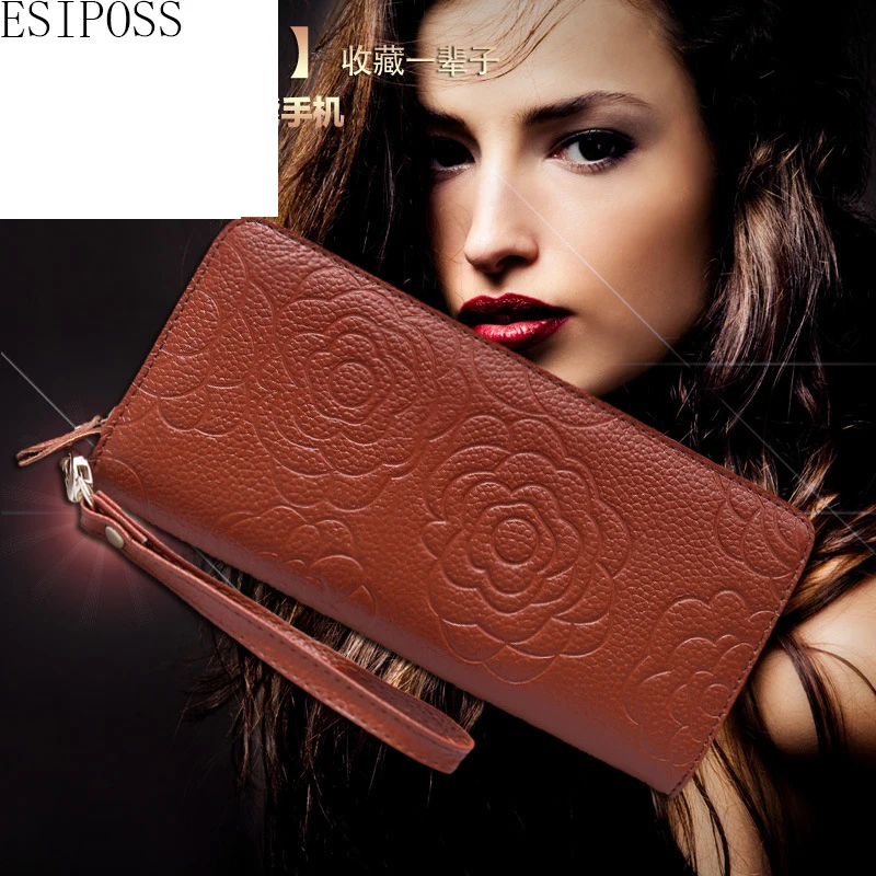 Дизайнерский кошелек от известного бренда Женский из натуральной кожи с