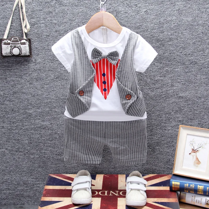 Комплект одежды для малышей Bear Leader летний комплект из двух предметов: футболка с