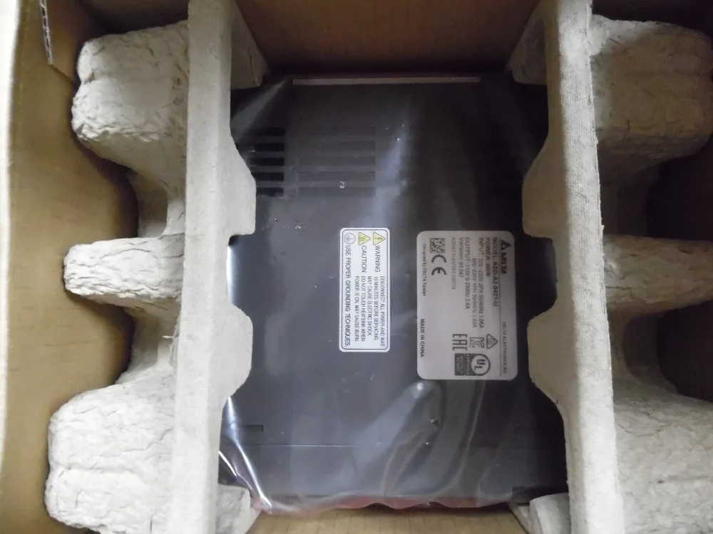 ASD-A2-0421-U + ECMA-C10604RS Delta Серводвигатель AC220V и серводвигатель 400W 0.4KW новые