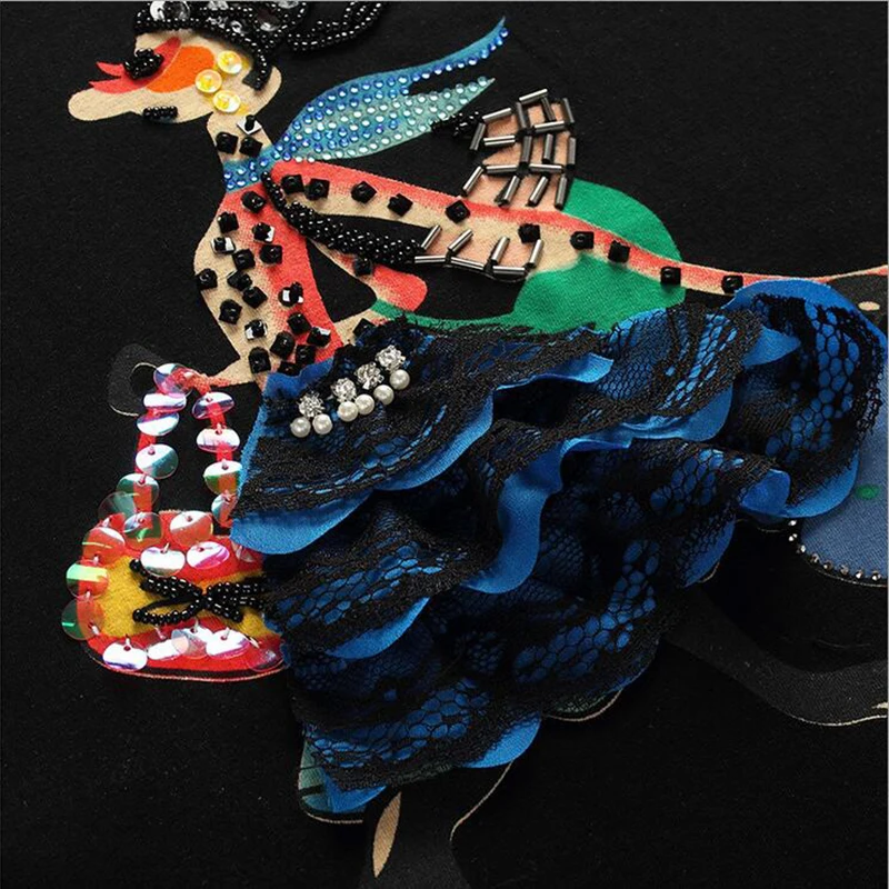 Лидер продаж женская футболка Лето 2017 Новые Топы мультяшная девушка кружевная