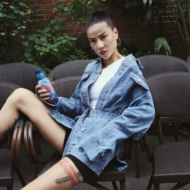 Новинка 2021 Весенняя свободная однобортная джинсовая куртка с длинным рукавом на