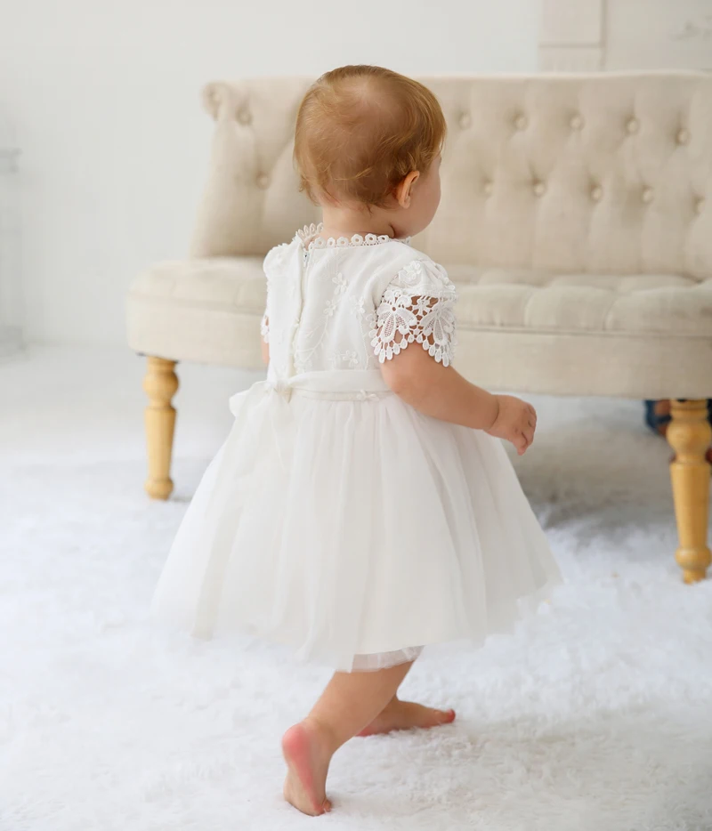 IYEAL/Новые модные вечерние платья для маленьких девочек на свадьбу; Vestidos infantis; платье на крестины с Короткими Кружевными Рукавами для маленьких девочек