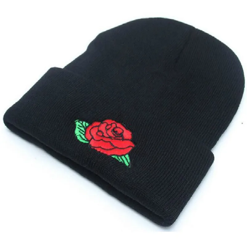Розовая женская вязаная шапка Skullies & Beanies Черная Вязаная мужская с цветочной