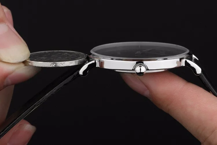 Стильные электронные мужские часы с сенсорным экраном и секундомером из