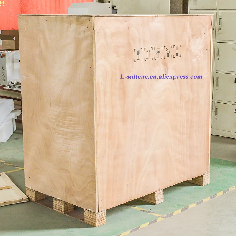 Волоконно лазерная маркировочная машина 30 Вт режущая головка Лазерная для