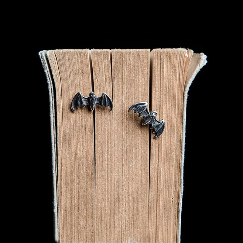 1 пара новые готические серьги гвоздики в виде летучей мыши Оксидные черные