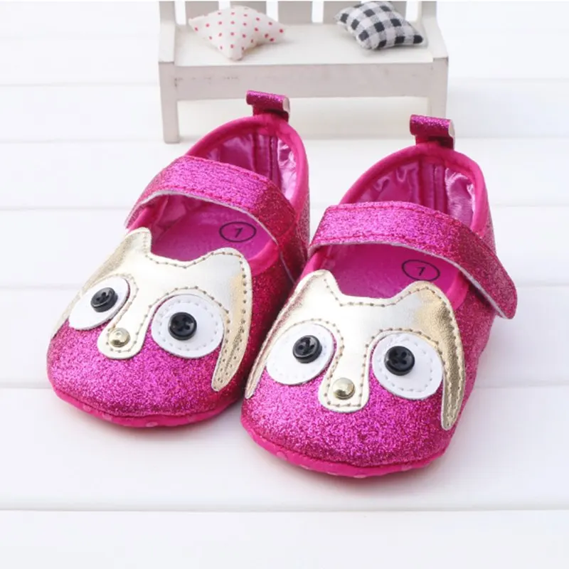 Новинка 2017 года для маленьких девочек кожаные туфли с рисунком Совы яркий первые