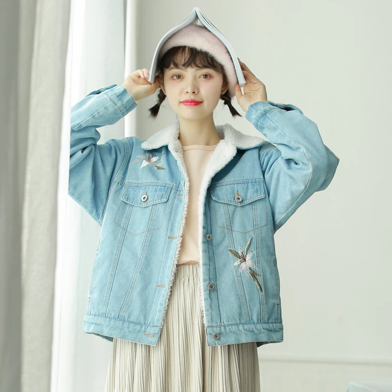 Весна Осень Зима Новинка 2018 женское светло-голубое джинсовое пальто с вышивкой