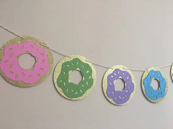 

lovely Donut Happy birthday banners baby shower buntings nursery room party garlands photobooth backdrops