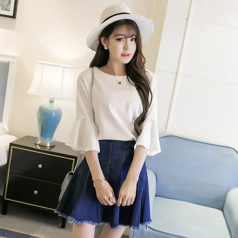 Fashion Flare Sleeve Chiffon Shirt Korean Pure Color Plus Size Shirts O-neck Short Blusas Summer Women's Tops and Blouses |