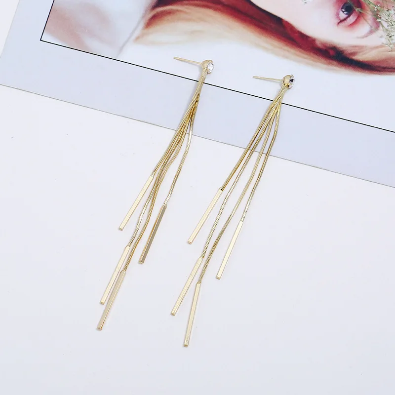 DoreenBeads медные и кубические циркониевые серьги-гвоздики с кисточками золотого