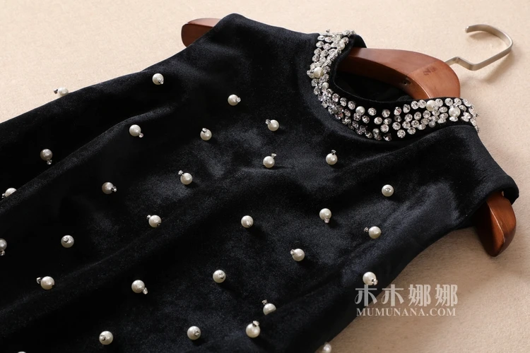 

2020 autumn and winter new fashion women velvet beaded diamond half turtleneck A-line vest dress
