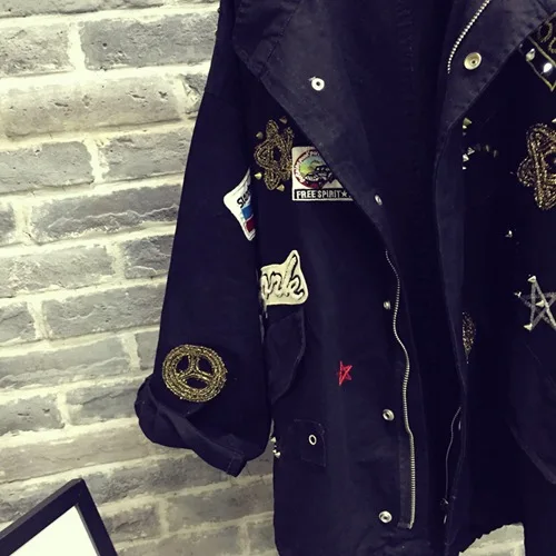 Women Cotton Jacket Coat Fashion Women Bomber jacket Embroidery Applique Rivets Oversize Women Coat Army Green Cotton Coat