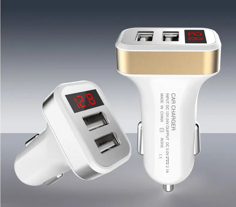 Автомобильное зарядное устройство с цифровым дисплеем два usb порта для iPhone iPad