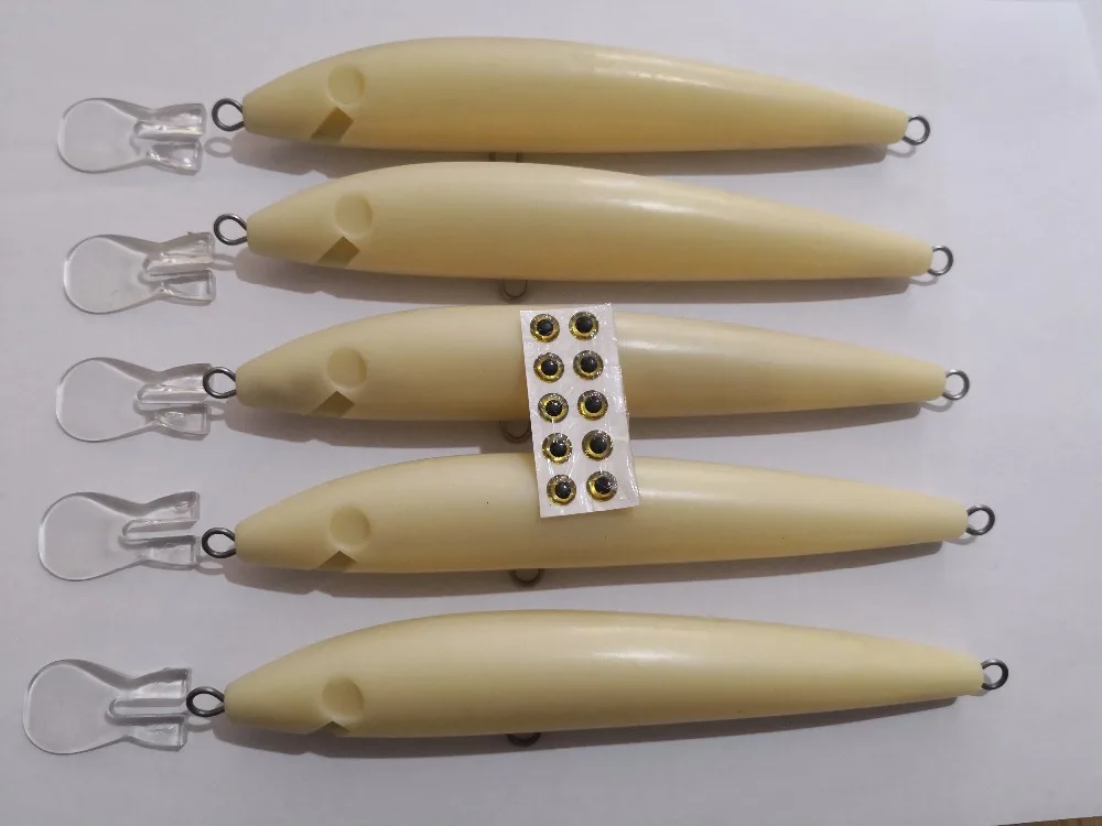 5PCS Unpainted Crankbait Fishing Lure Body 6 1/2 Inch 1 1/16 OZ Blank lure 193
5PCS Unpainted Crankbait Fishing Lure Body 6 1/2 Inch 1 1/16 OZ Blank lure 193