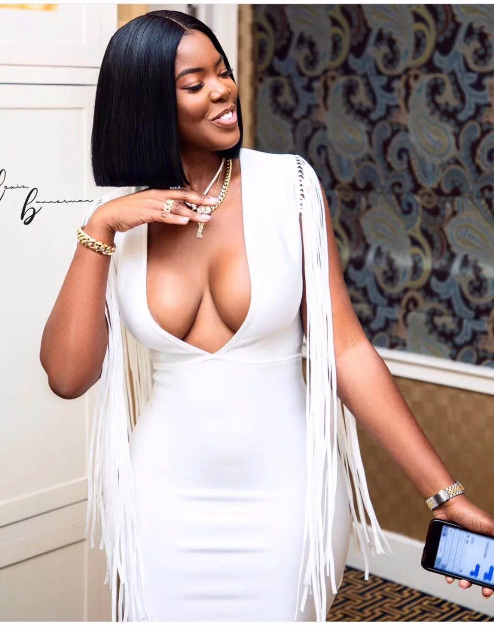 Женское летнее облегающее мини-платье с V-образным вырезом и бахромой | Женская