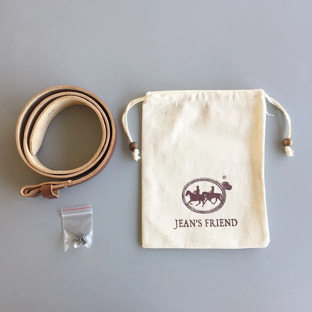 Ремень из натуральной кожи с винтами на ремне | Аксессуары для одежды