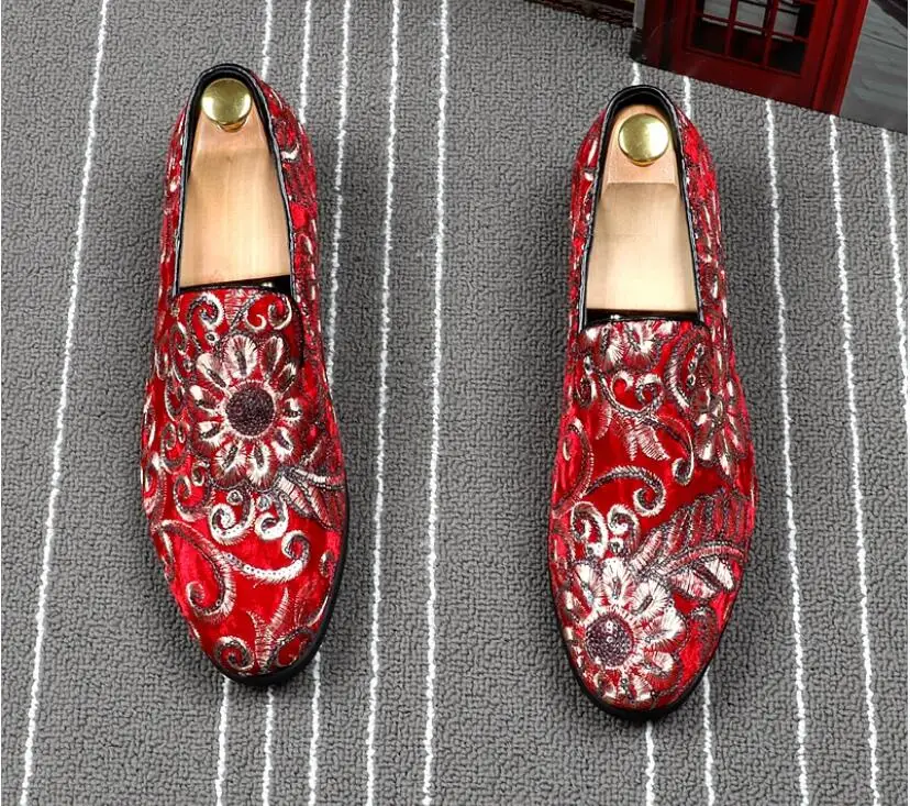 Gold RED Embroidered Luxury Loafers Shoes Men Round Toe Sewing Dress Wedding Shoes Male Slip On Rihanna Creepers Casual Flats