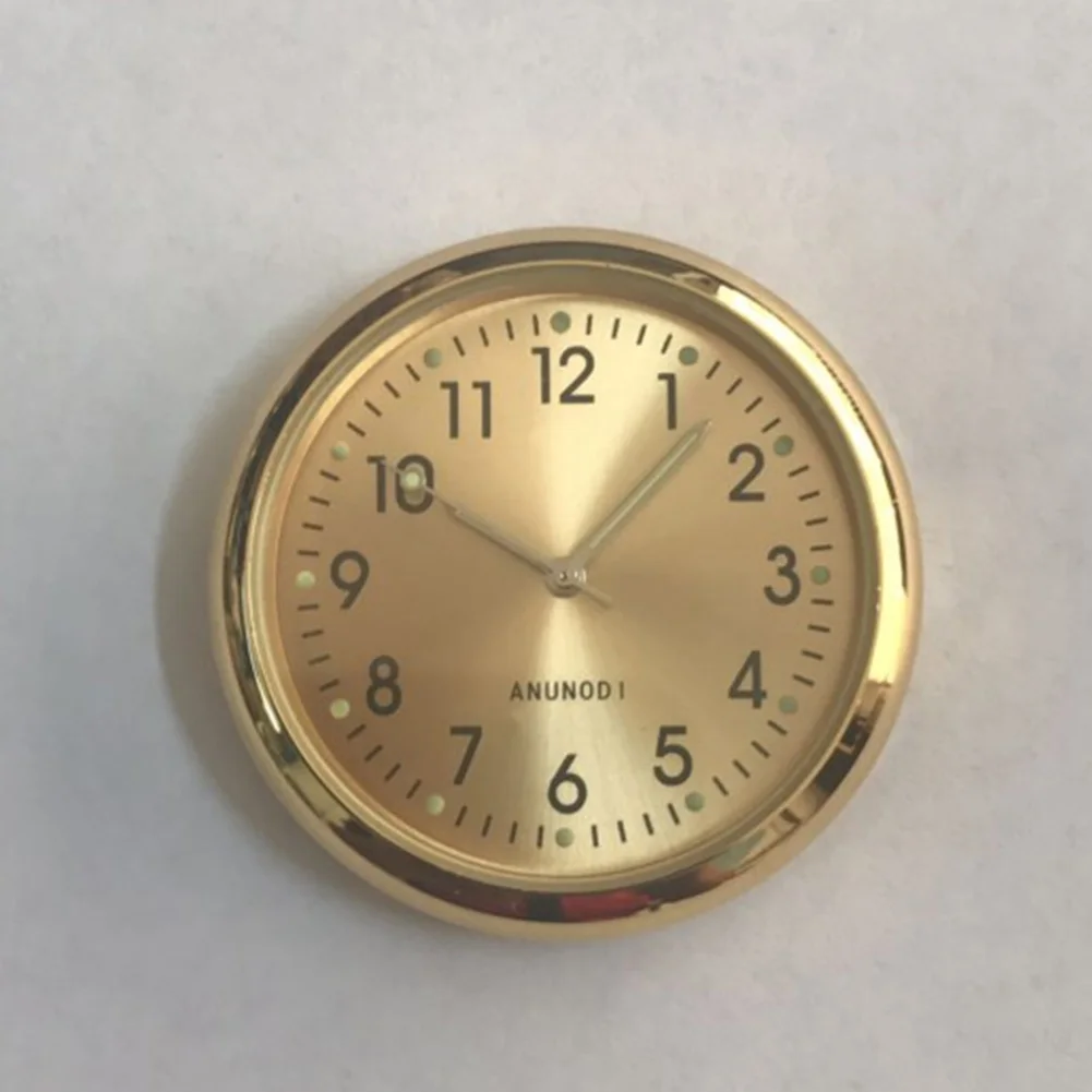 Автомобильные часы светящиеся мини автомобили внутренние цифровые механические