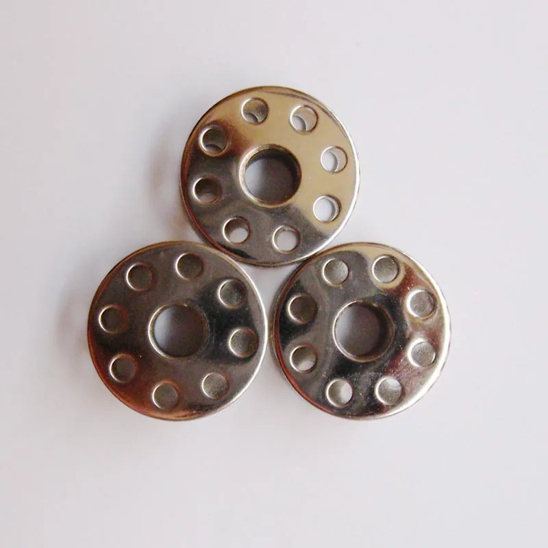 10 шт. хорошее качество промышленная швейная машина железная катушка JUKI DDL 555 5550