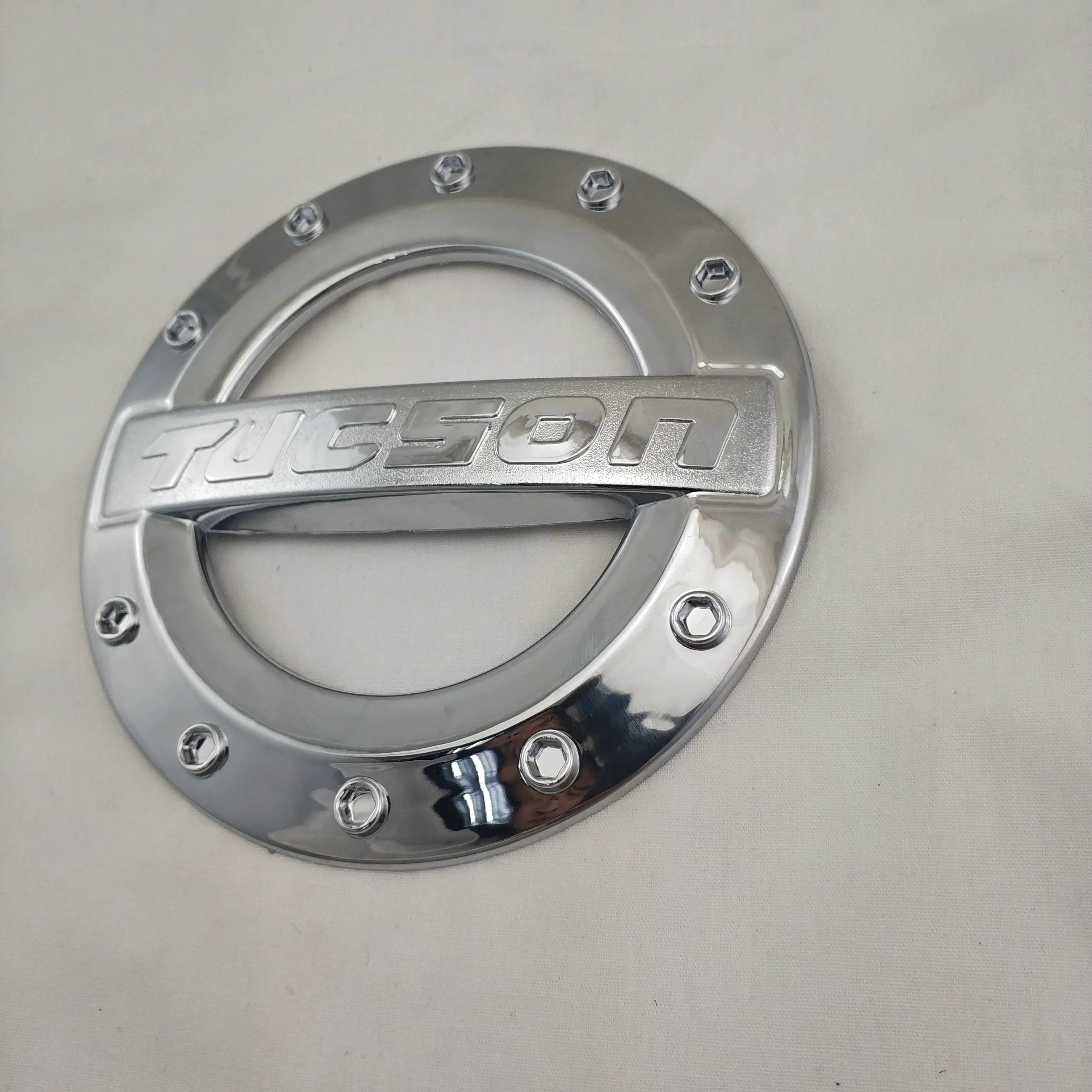 Фото Для крышки топливного бака автомобиля 1 шт. ABS хромированный для Hyundai Tucson 2004 2005 2006 2007 2008 2009 аксессуары крышка топливного бака №4